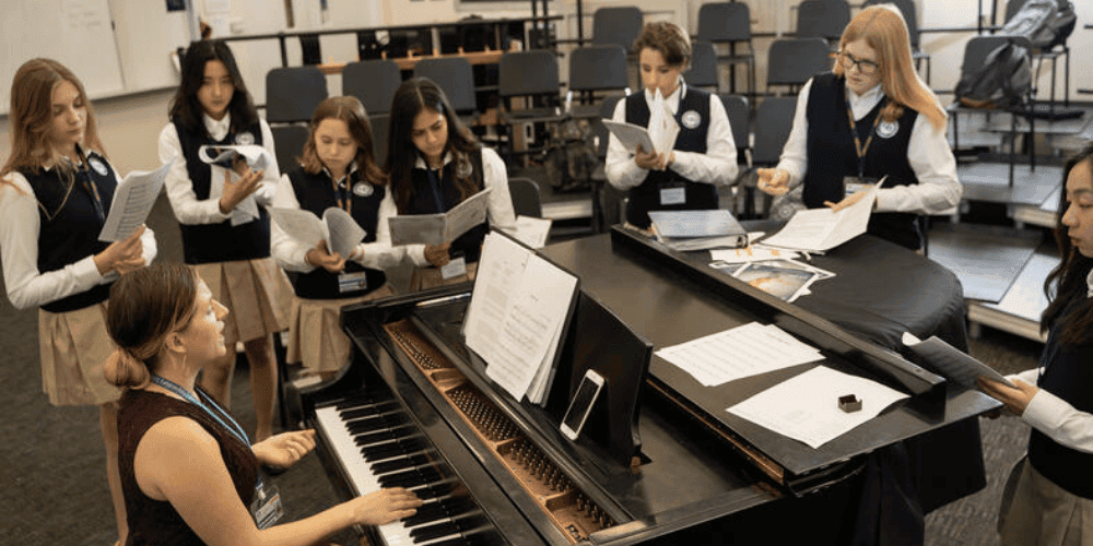 UCONNECT | Du Học - Du Lịch - Định Cư Mỹ, Úc, Canada, Anh, New Zealand và Các nước